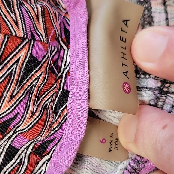 Athleta Geometric Print Shorts - Picture 3 of 7